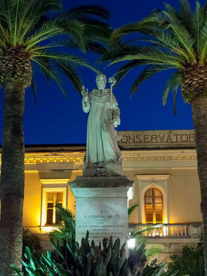 G10_0881.jpg Piazza San Antonino - Sorrento, Campania -  A Santillo 2010