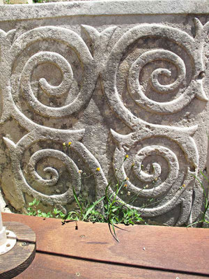 G10_0144.jpg Carved spiral patterns in stone - Tarxien Temples, Tarxien - © A Santillo 2009