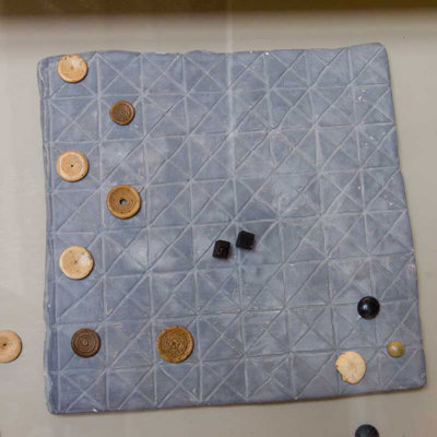 IMG_3593.jpg Roman board game similar to chequers - York Museum, York - © A Santillo 2011