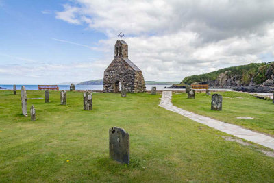 IMG_3059.jpg St Brynach's Church - Cwm-y-Eglwys, Pembrokshire -  A Santillo 2011