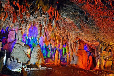 35_The glamorous Bat Cave.jpg