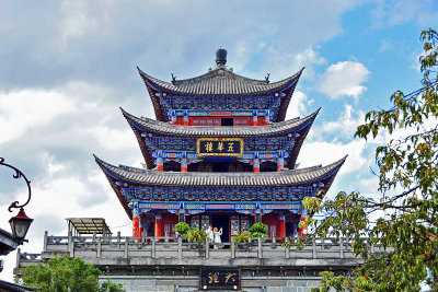 27_Wuhua Tower closeup.jpg