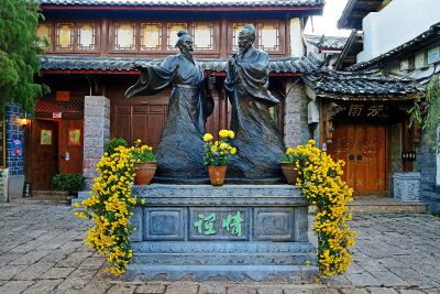 09_Lijiang Old Town awaking.jpg
