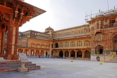 11_Amer Fort.jpg