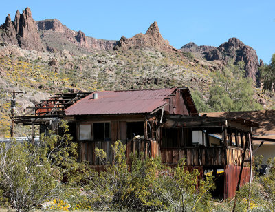 Oatman shack