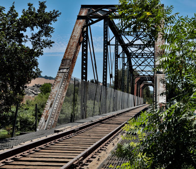 Old Healdsburg train bridge
