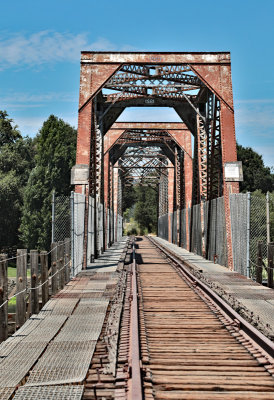 Old Healdsburg train bridge