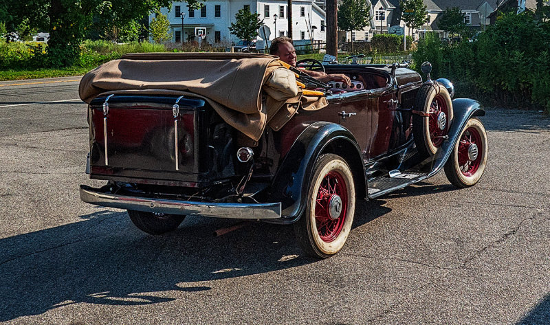Plymouth-1928 to middle 30s-Front view below
