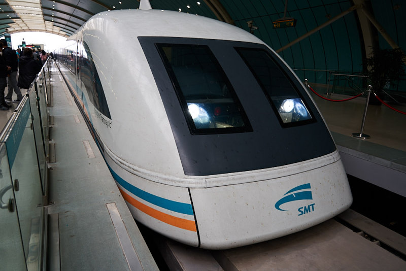 Maglev train