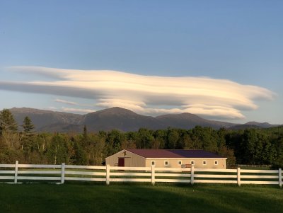 Double lenticular cloud formation
