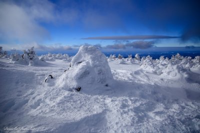 S Kinsman summit