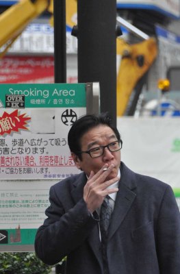 Shibuya smoker in the zone