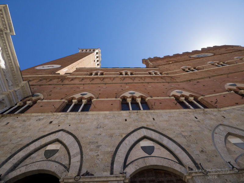 20160823_015500 Sun Over the Palazzo Pubblico