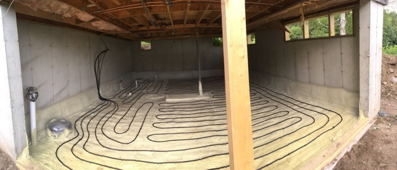 Heating pipes on insulation pre-slab