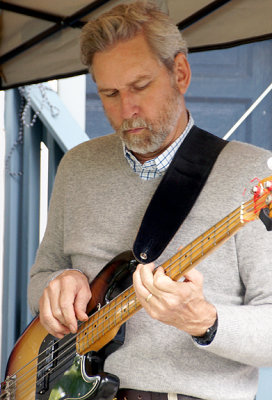 Doug Green, Seasmoke.