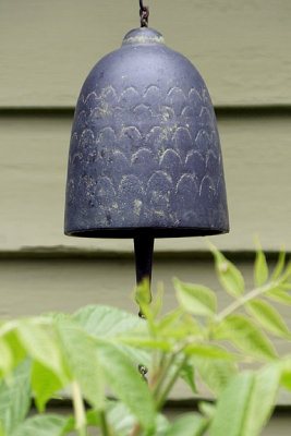Gong bell.
