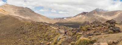 Along the ridge between Blue Lake and Central Crater