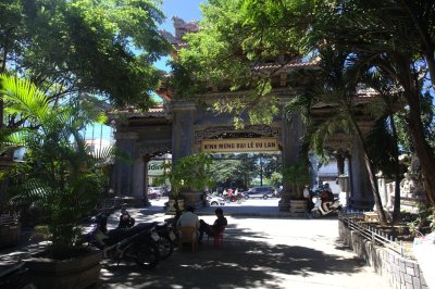 Private daytrip in Nha Trang. Long Son Pagoda.