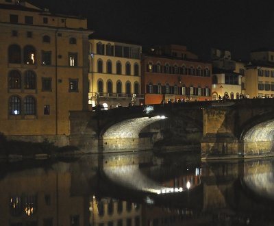 A Nightime Walk Along The Arno
