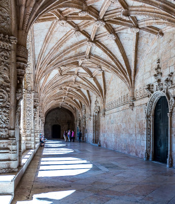 Walking the Corridors of Jeronimous Monastery