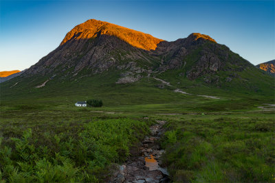 Wee White Cottage.