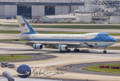 USAF United States Air Force Boeing 747-2G4B (VC-25A) (82-8000)