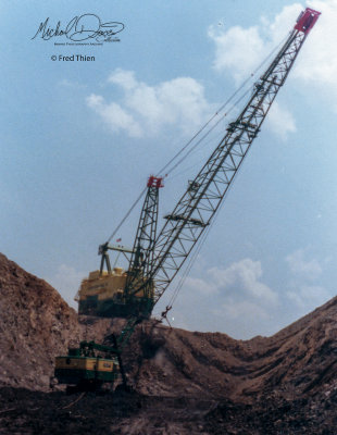 Peabody Coal Company Bucyrus Erie 1360W (Squaw Creek Mine)