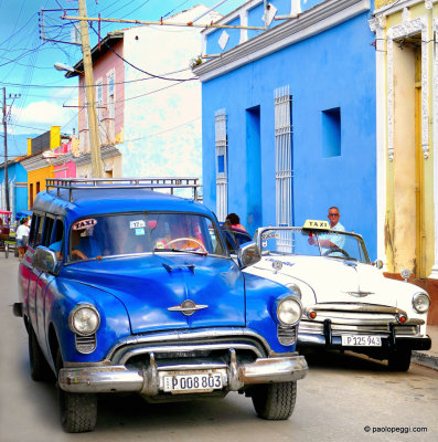 Taxi & Taxi, Trinidad, Cuba