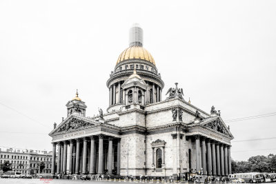 St_Petersburg_b&w_Cathedral.jpg