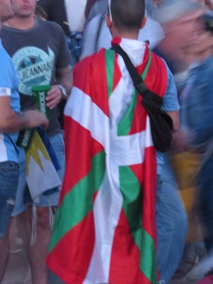 z bask flag.JPG