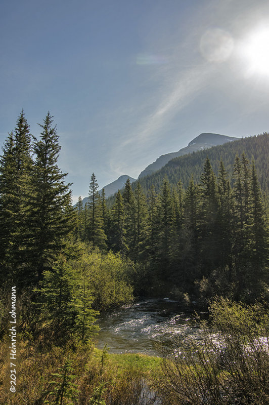 K315693-Waterton Lakes National Park.jpg