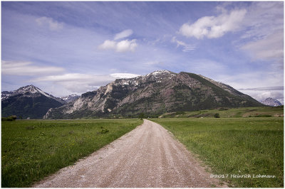 K316377-Waterton Lakes National Park.jpg