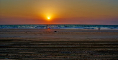 Sunset Cable Beach *Credit*