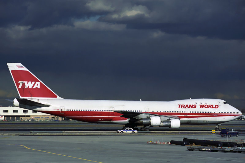 TWA TRANS WORLD BOEING 747 100 JFK RF 347 5.jpg