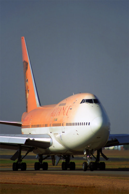 ALLIANCE BOEING 747SP JNB RF 1052 9.jpg