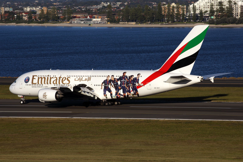 EMIRATES AIRBUS A380 SYD RF 5K5A8387.jpg