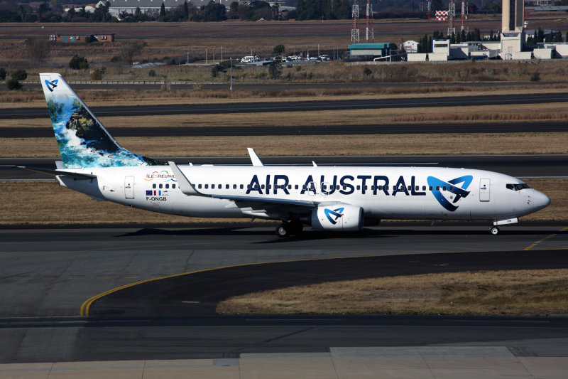 AIR AUSTRAL BOEING 737 800 JNB RF 5K5A9011.jpg