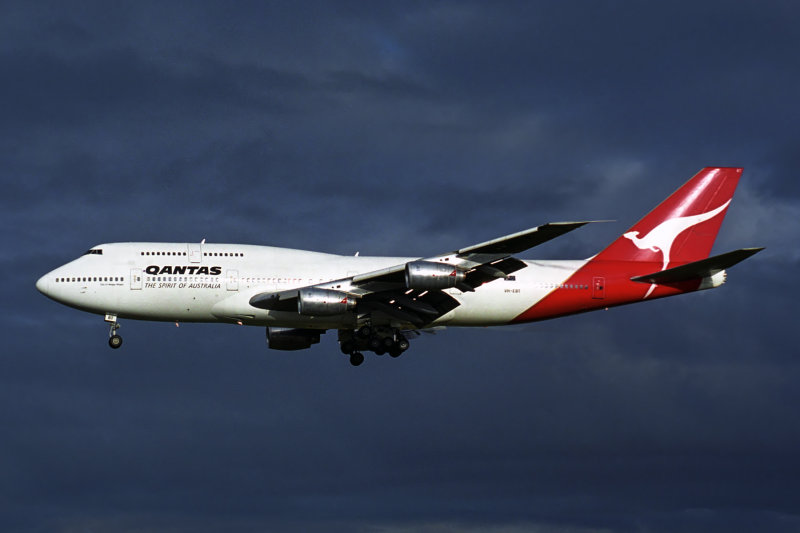 QANTAS BOEING 747 300 SYD RF 1617 34.jpg