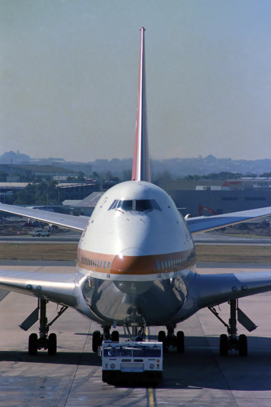 QANTAS BOEING 747 SP SYD RF 072 16.jpg