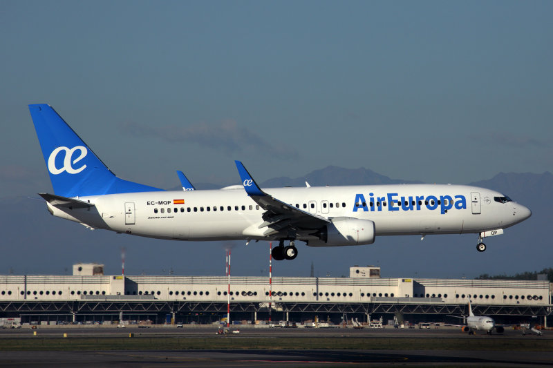 AIR EUROPA BOEING 737 800 MXP RF 5K5A1483.jpg