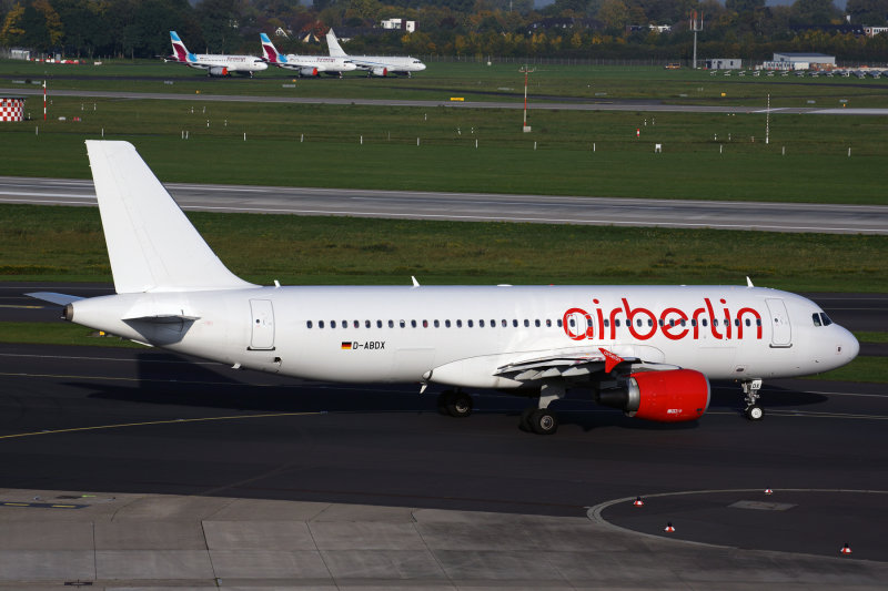 AIR BERLIN AIRBUS A320 DUS RF 5K5A2495.jpg