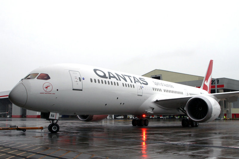 QANTAS BOEING 787 9 SYD RF IMG_3150.jpg