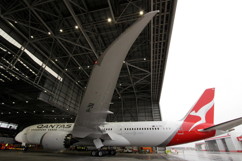 QANTAS BOEING 787 9 SYD RF IMG_8499.jpg