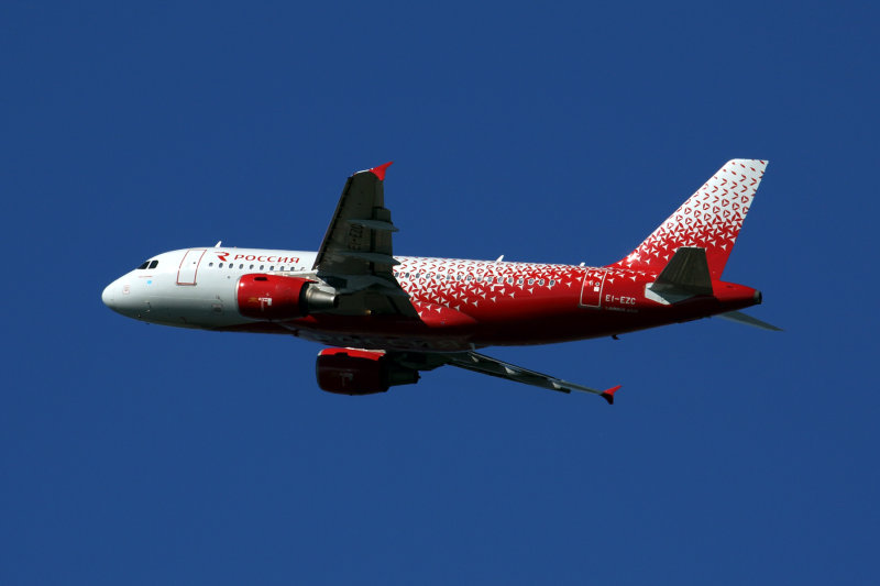 ROSSIYA AIRBUS A319 FCO RF 5K5A0980.jpg