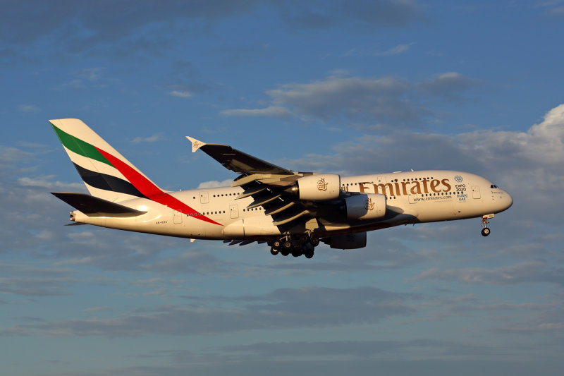 EMIRATES AIRBUS A380 MEL RF 5K5A3436.jpg