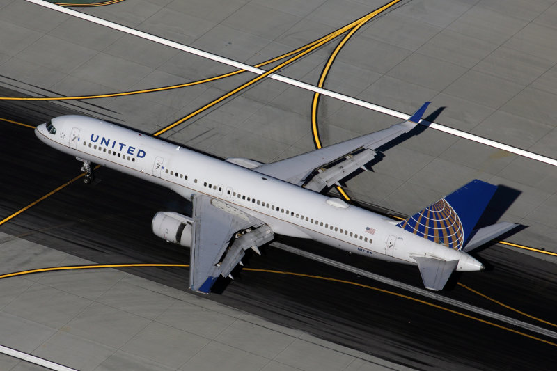 UNITED BOEING 757 200 LAX RF 5K5A5136.jpg