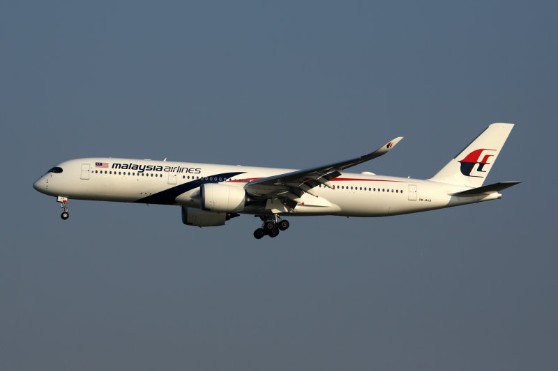 MALAYSIA AIRLINES AIRBUS A350 900 BKK RF 5K5A6317.jpg