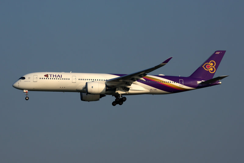 THAI AIRBUS A350 900 BKK RF 5K5A6330.jpg