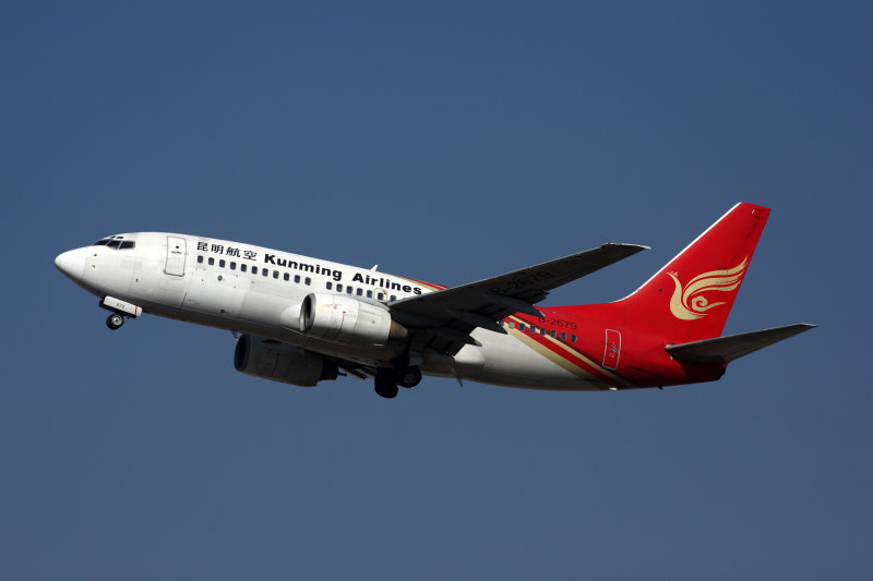 KUNMING AIRLINES BOEING 737 700 KMG RF 5K5A7476.jpg