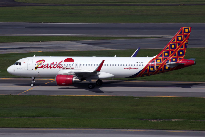 BATIK INDONESIA AIRBUS A320 SIN RF 5K5A8022.jpg